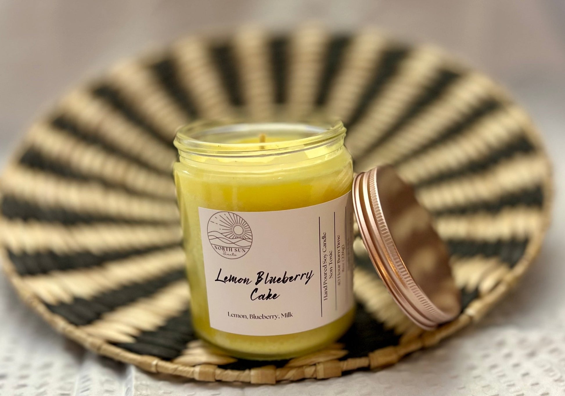 Lemon Blueberry Cake Candle – Handcrafted, Sweet and Citrus Delight - North Sun Scents